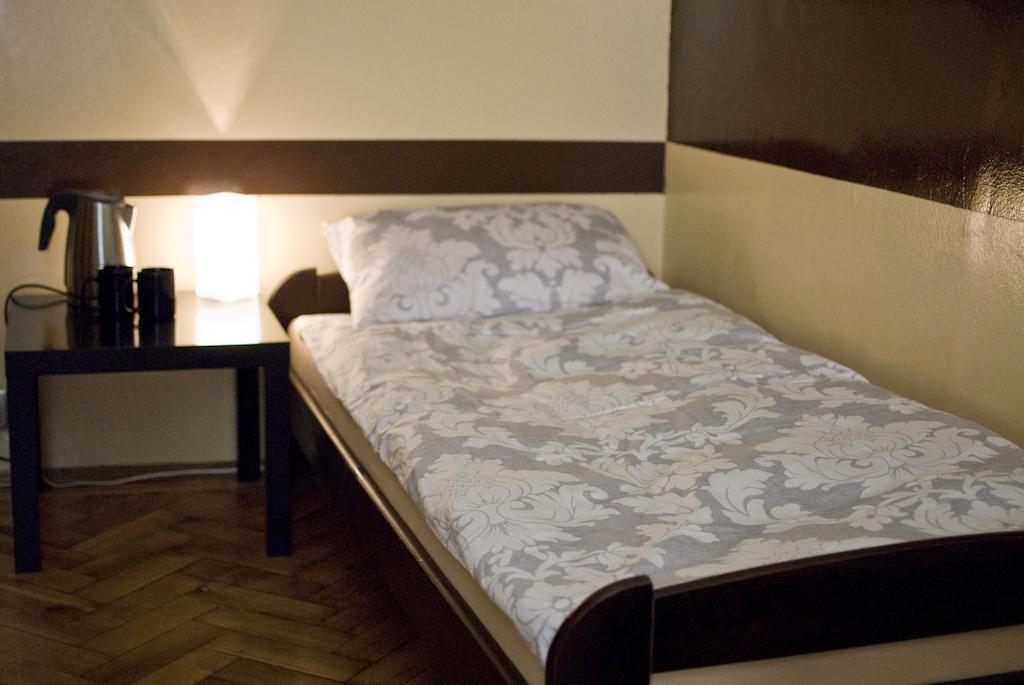 Smocza Jama Hostel Красков Стая снимка